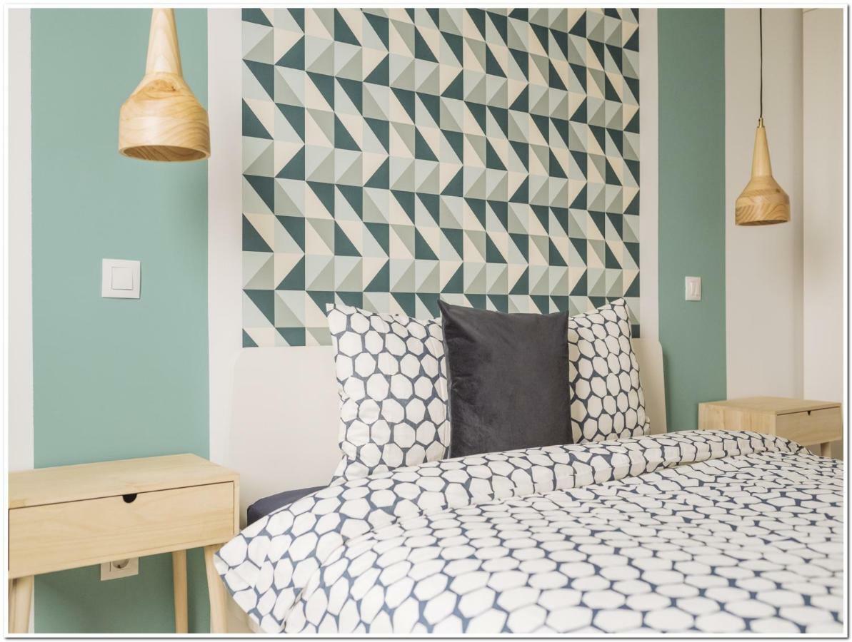 Spacious, Lovely, Bright Apartment In The Old Town ブカレスト エクステリア 写真