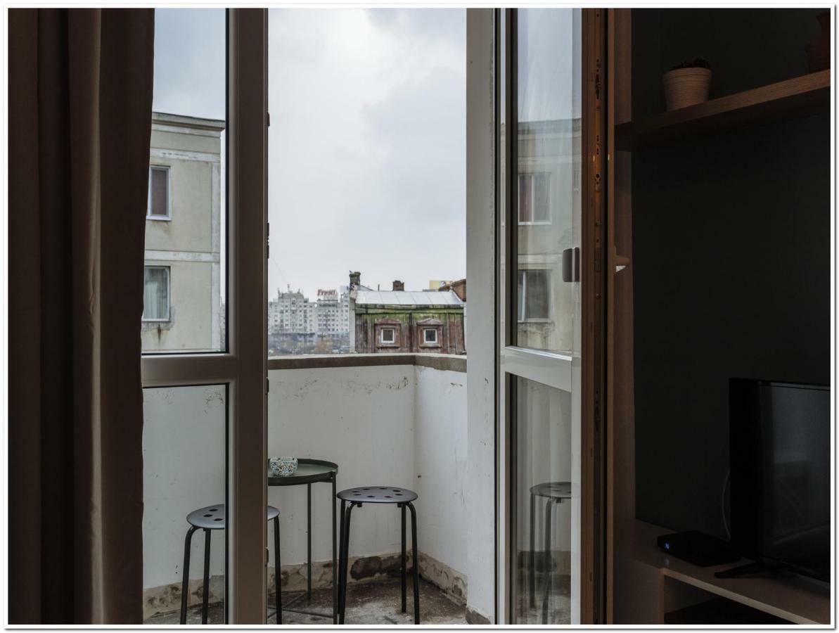 Spacious, Lovely, Bright Apartment In The Old Town ブカレスト エクステリア 写真