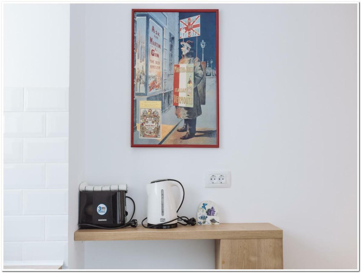 Spacious, Lovely, Bright Apartment In The Old Town ブカレスト エクステリア 写真
