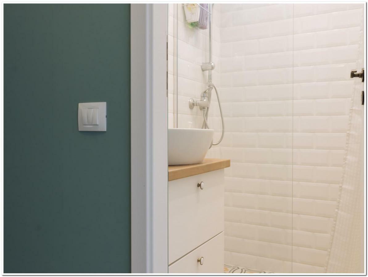 Spacious, Lovely, Bright Apartment In The Old Town ブカレスト エクステリア 写真